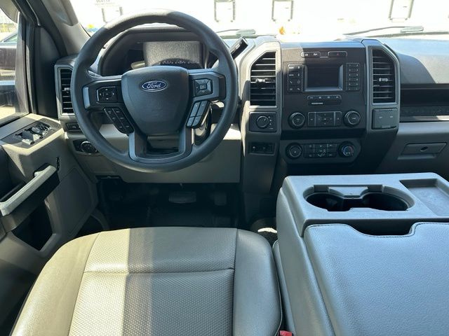 2022 Ford F-450 Chassis XL Truck Crew Cab