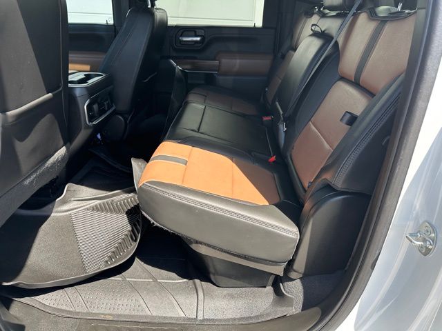 2022 Chevrolet Silverado 3500 HD High Country Truck Crew Cab