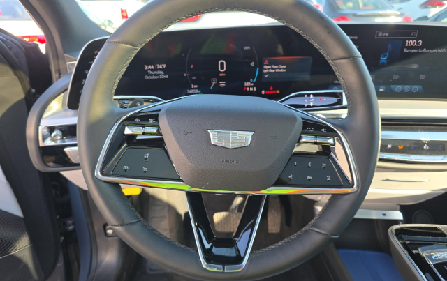 2024 CADILLAC LYRIQ Luxury SUV