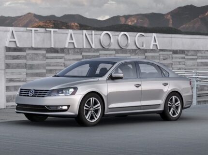 2013 Volkswagen Passat 2.5 SEL Sedan