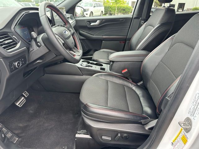2023 Ford Escape ST-Line Select SUV