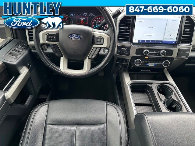 2022 Ford F-250 Lariat Truck Crew Cab