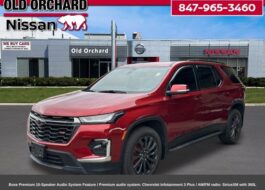 2023 Chevrolet Traverse RS SUV
