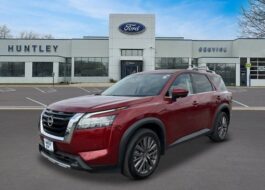 2023 Nissan Pathfinder SL SUV