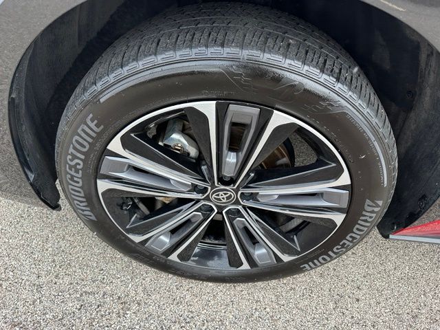 2023 Toyota bZ4X Limited SUV
