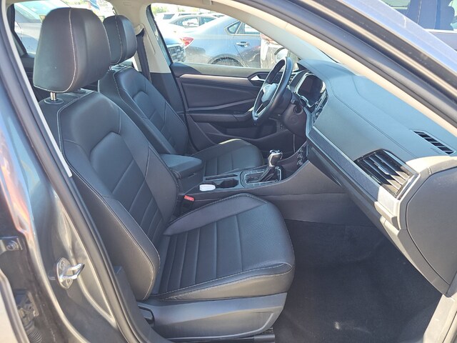 2024 Volkswagen Jetta 1.5T SE Sedan