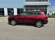 2019 Jeep Cherokee Latitude SUV