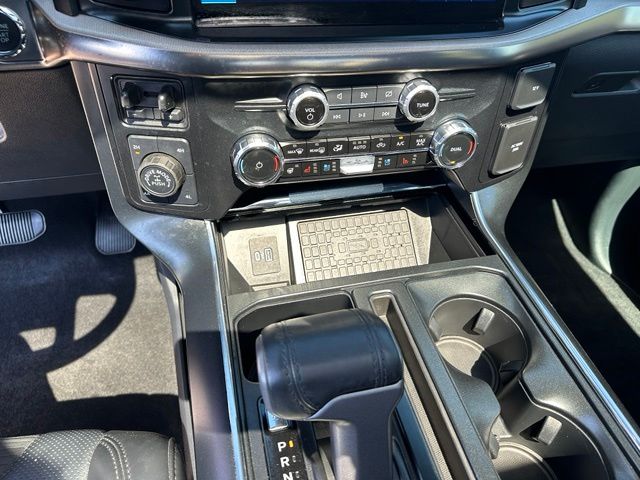 2023 Ford F-150 Raptor Truck SuperCrew Cab
