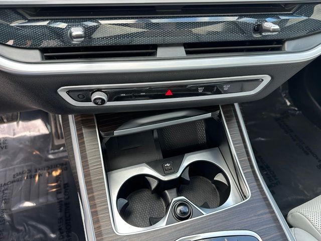 2024 BMW X7 xDrive40i SUV