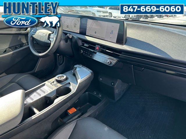 2024 Kia EV6 Wind SUV