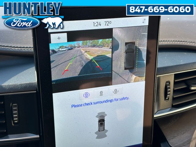 2022 Ford Explorer Platinum SUV