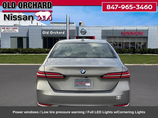 2024 BMW 530i 530i xDrive Sedan