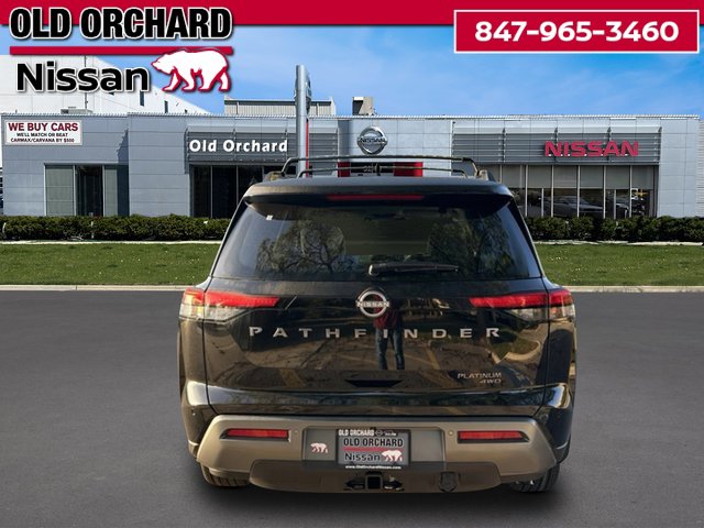 2026 Nissan Pathfinder Platinum SUV