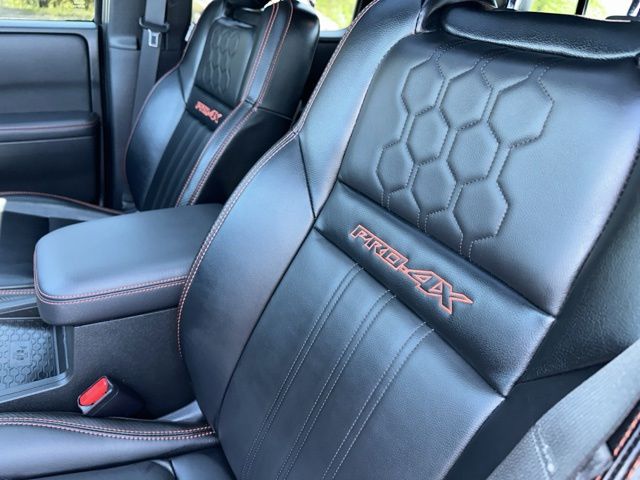 2023 Nissan Frontier PRO-4X Truck Crew Cab
