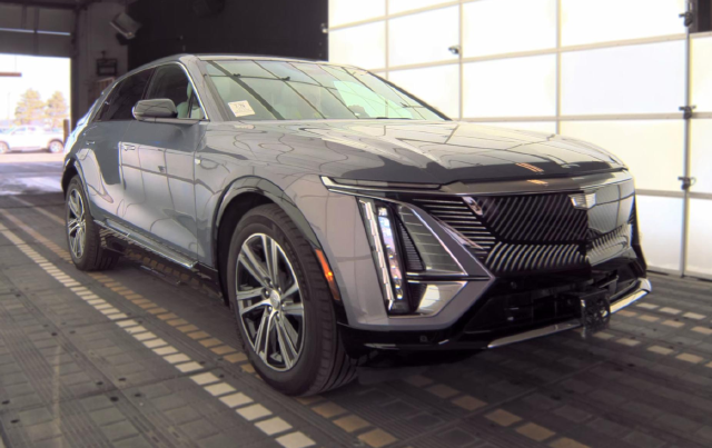 2024 CADILLAC LYRIQ Luxury SUV