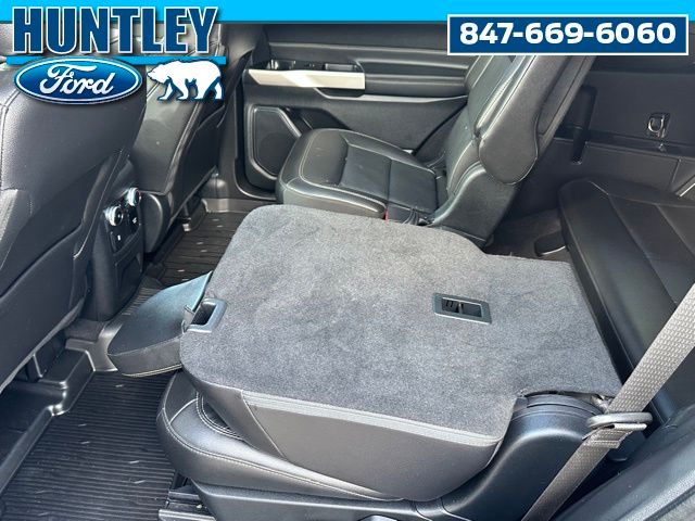 2023 Ford Explorer Limited SUV