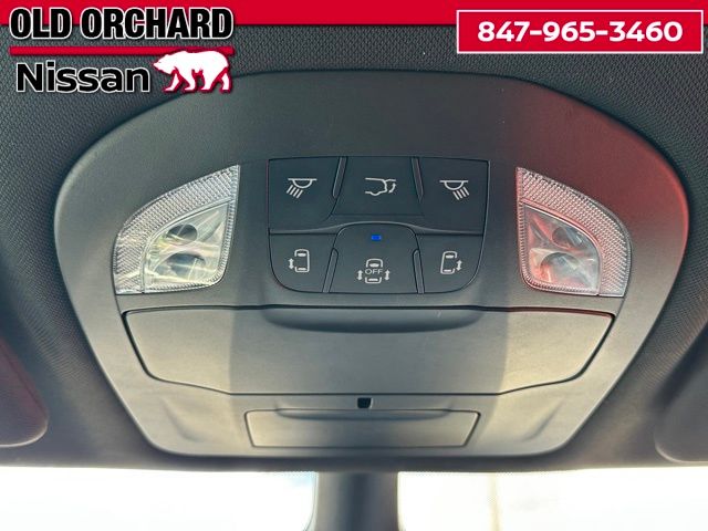2024 Chrysler Pacifica Touring Van Passenger Van