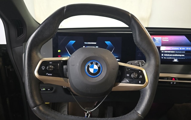 2023 BMW iX M60 SUV