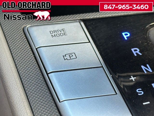 2024 Hyundai Elantra SEL Sedan