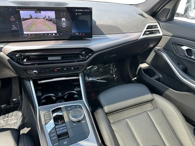 2025 BMW 330i 330i xDrive Sedan