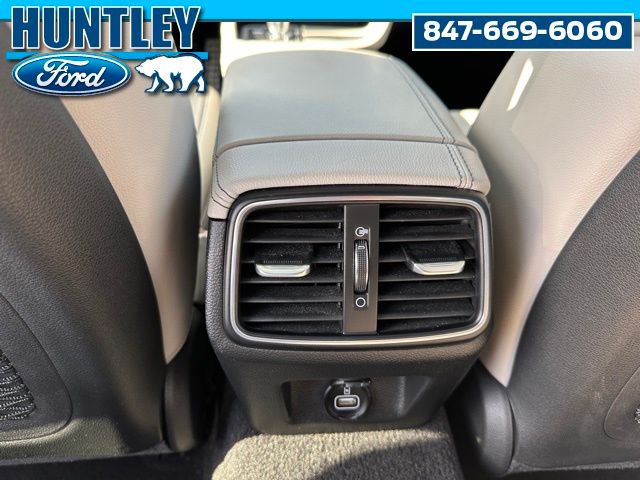 2023 Genesis G70 2.0T Sedan