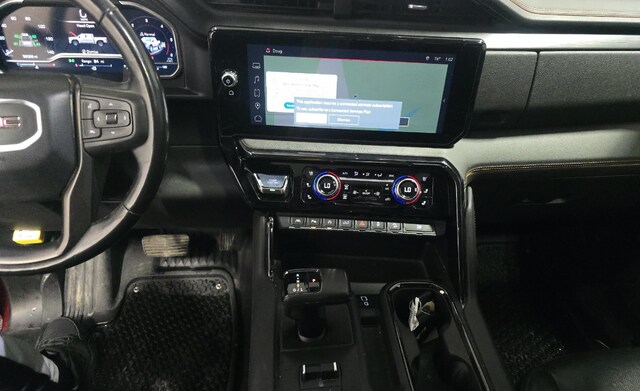 2022 GMC Sierra 1500 AT4 Truck Crew Cab