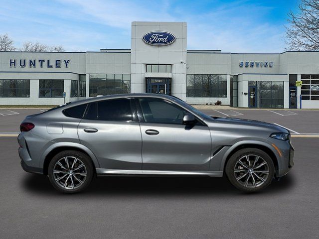 2025 BMW X6 xDrive40i SUV