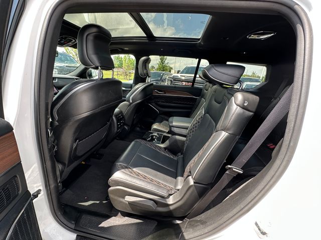 2022 Jeep New Grand Cherokee Summit SUV