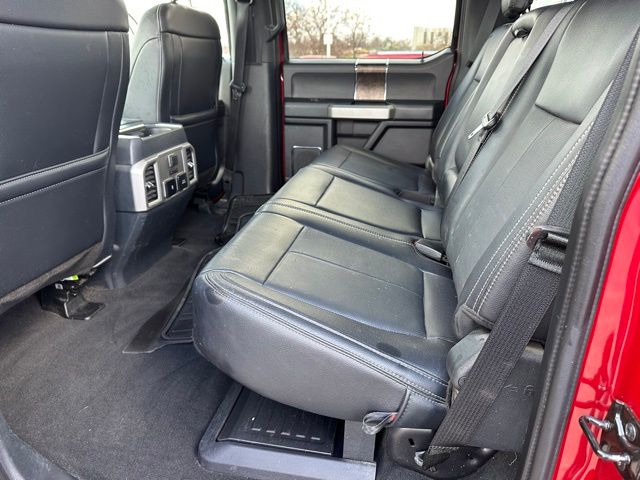 2022 Ford F-350 Lariat Truck Crew Cab