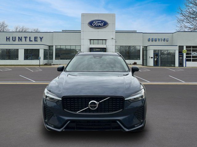 2025 Volvo XC60 B5 Plus SUV