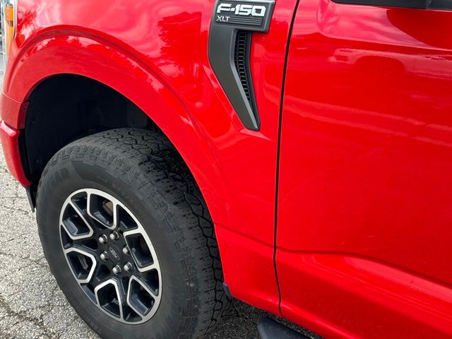 2022 Ford F-150 XLT Truck SuperCrew Cab