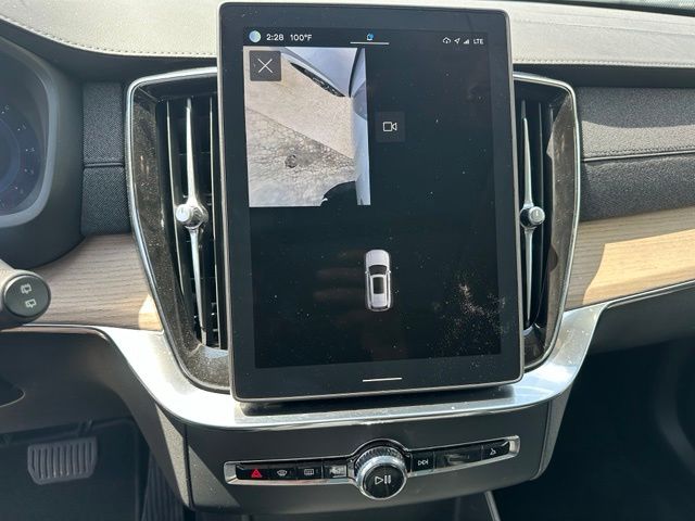 2025 Volvo XC90 B6 Plus 7-Seater SUV