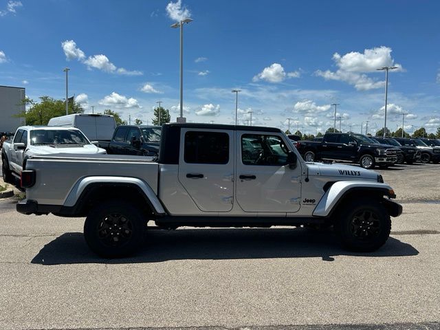 2022 Jeep Gladiator Willys Truck Crew Cab