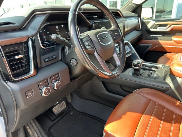 2022 GMC Sierra 1500 Denali Ultimate Truck Crew Cab