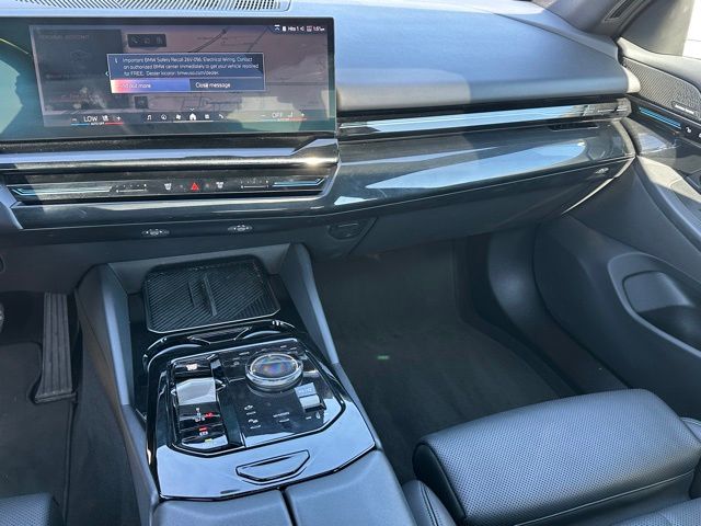 2024 BMW 530i 530i xDrive Sedan
