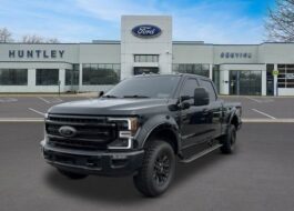 2022 Ford F-250 Lariat Truck Crew Cab