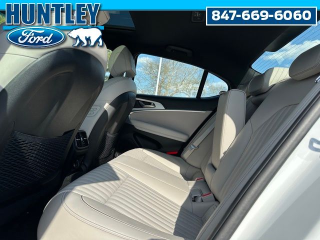 2023 Genesis G70 2.0T Sedan