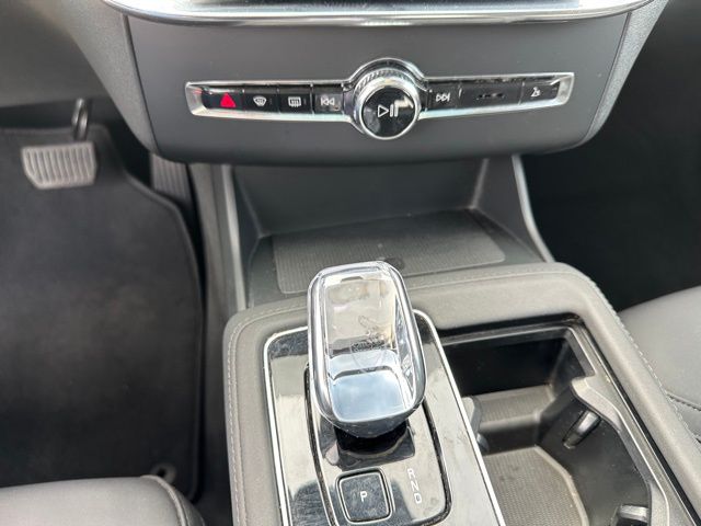 2025 Volvo XC90 B6 Plus 7-Seater SUV