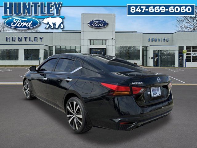 2021 Nissan Altima 2.5 Platinum Sedan