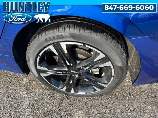 2024 Kia K5 GT-Line Sedan