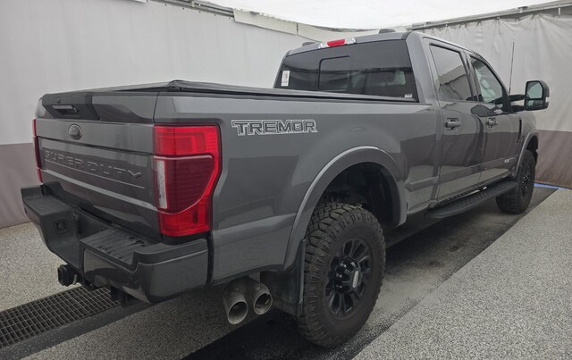 2022 Ford F-250 Lariat Truck Crew Cab