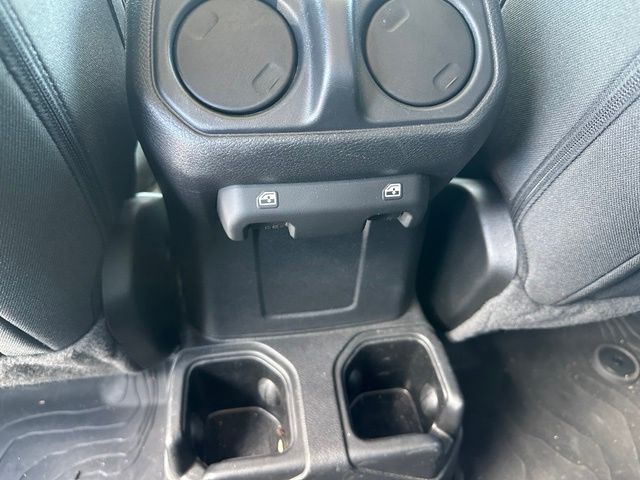 2022 Jeep Gladiator Willys Truck Crew Cab