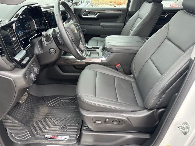 2025 Chevrolet Silverado 1500 LTZ Truck Crew Cab