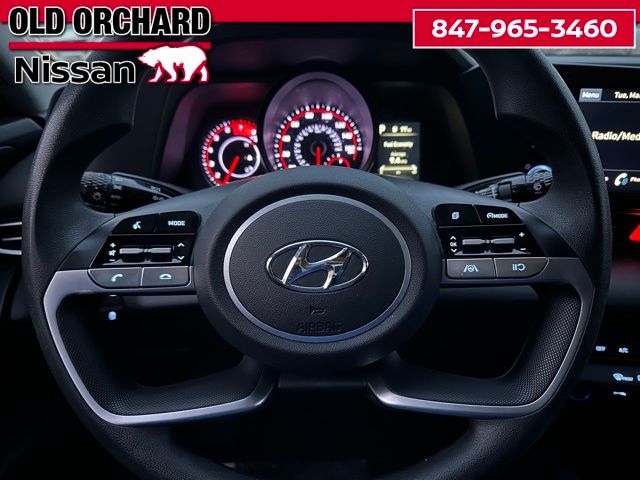 2023 Hyundai Elantra SEL Sedan
