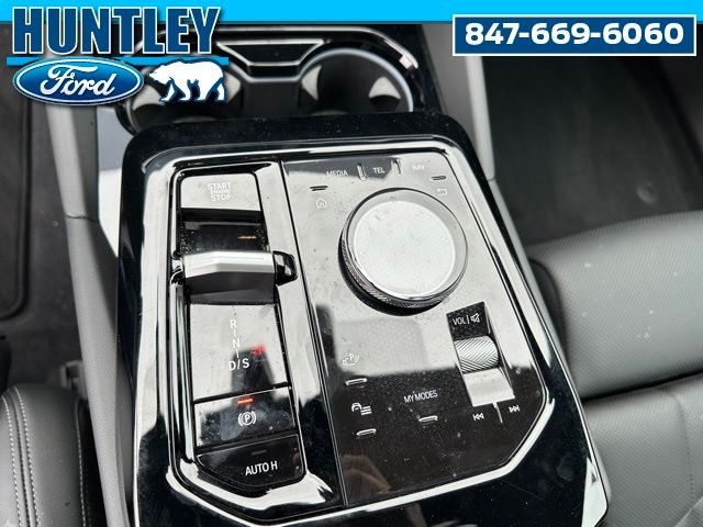 2025 BMW 530i 530i xDrive Sedan