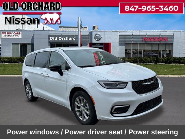 2026 Chrysler Pacifica Limited Van Passenger Van