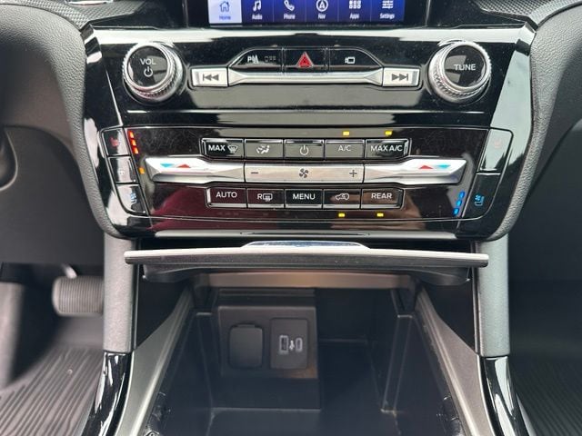 2023 Ford Explorer ST SUV
