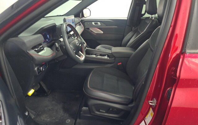 2025 Ford Explorer ST SUV