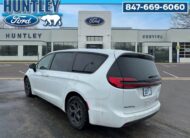 2024 Chrysler Pacifica Plug-In Hybrid Select Van Passenger Van