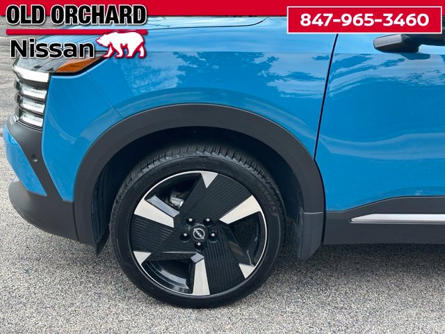 2025 Nissan Kicks SR SUV
